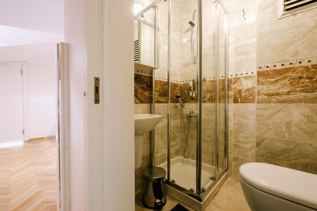 Sea View Duplex With Terrace 5 Min To Marina Apartment Istanbul
