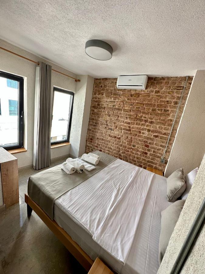 Elegance House Otel *