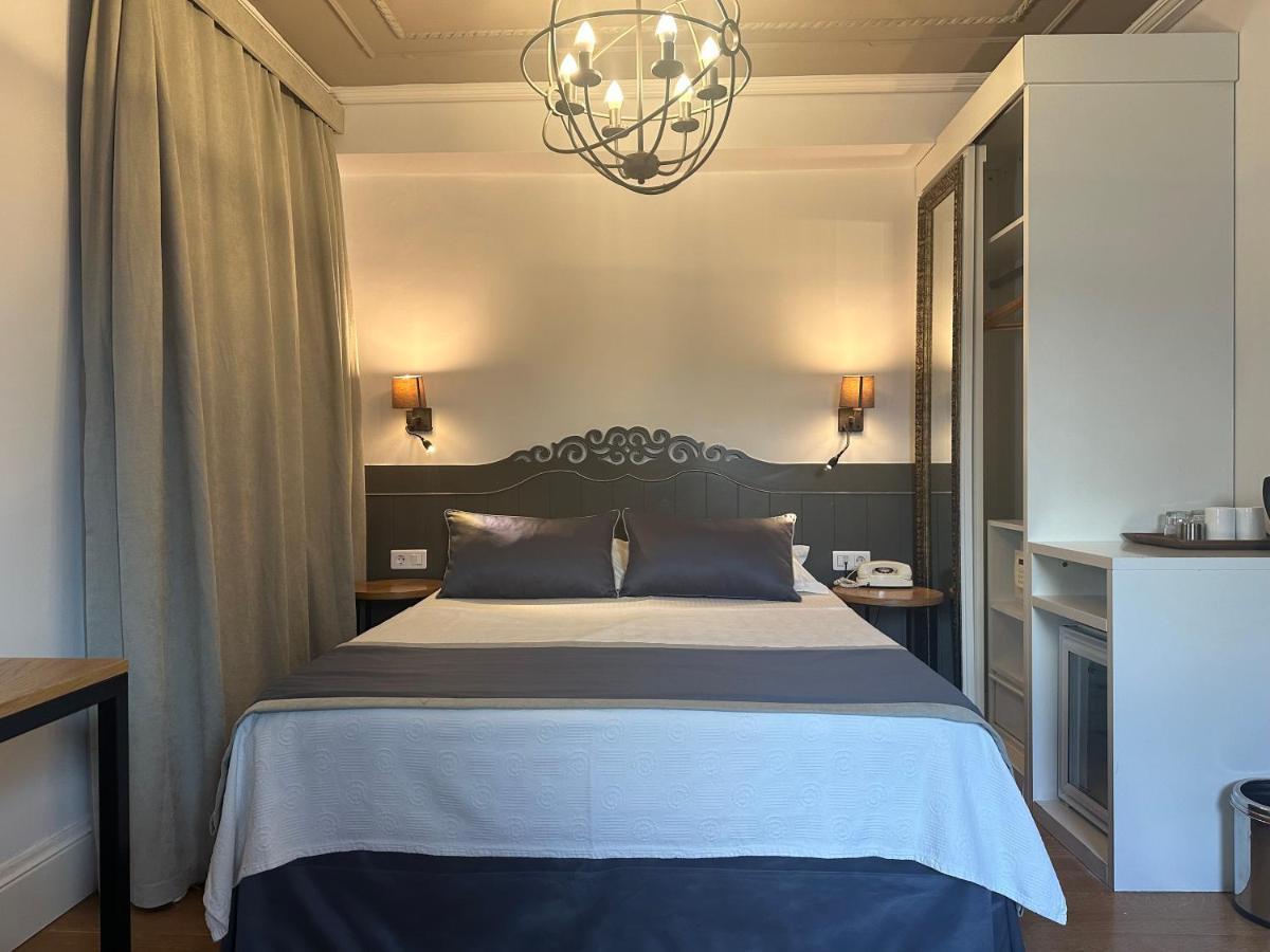 Pino Hotel