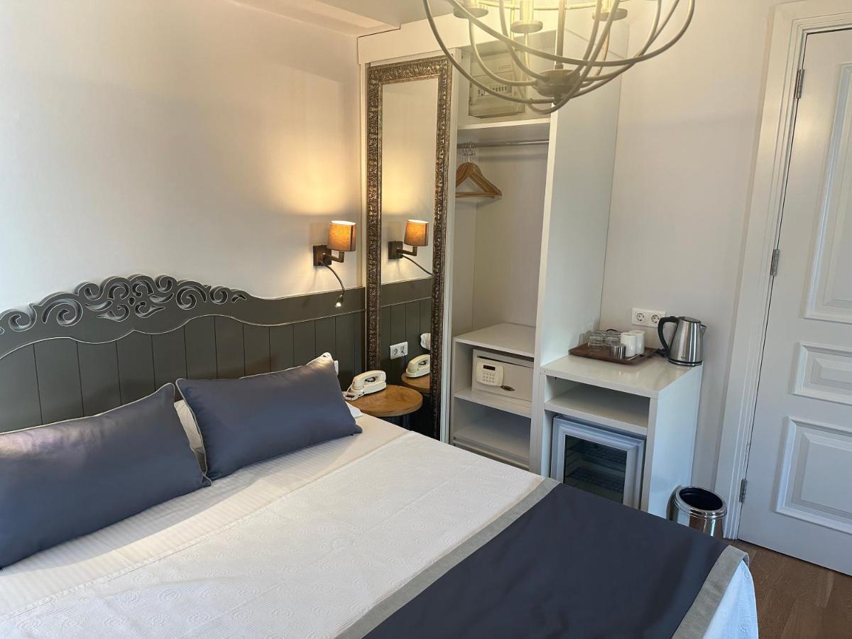 Otel Pino *
