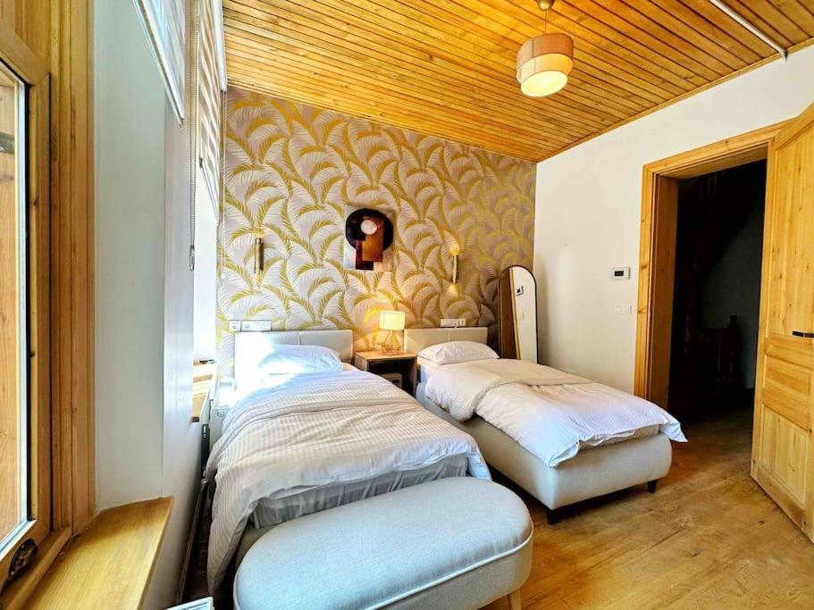 Holiday home Refurbished Triplex In Taksim *