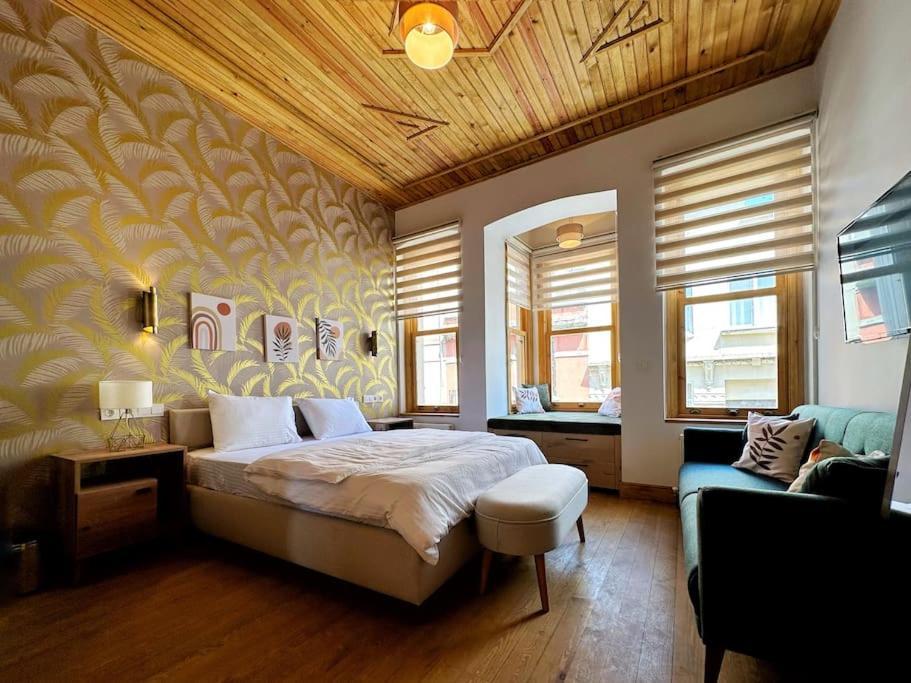 Refurbished Triplex In Taksim * Istanbul