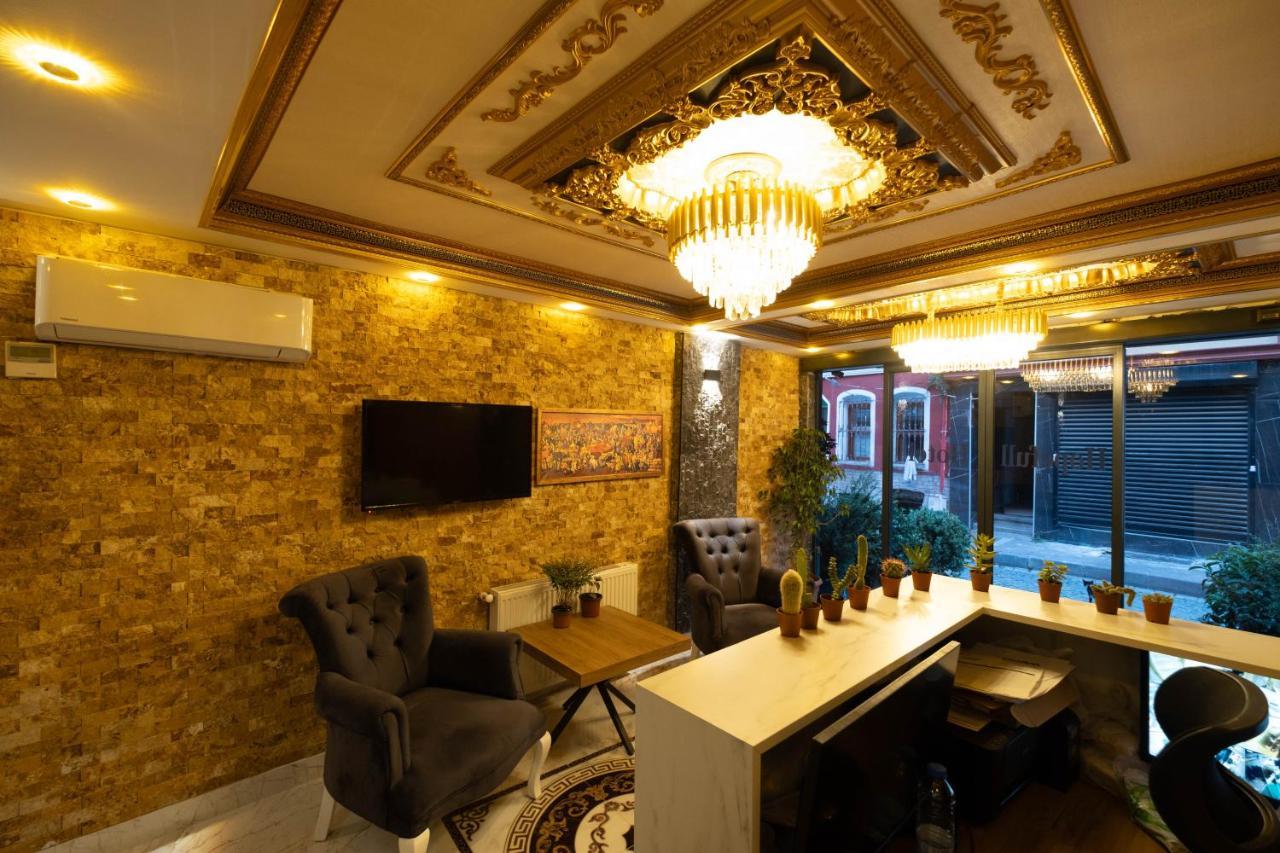 Hopefull * İstanbul