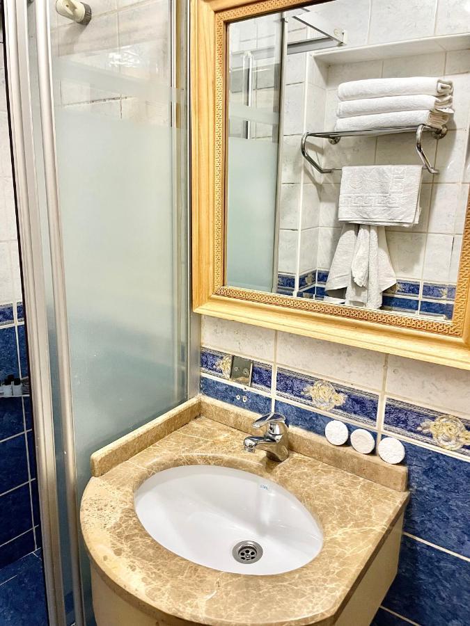 Otel Taksim Pera Grand Hisar 3*