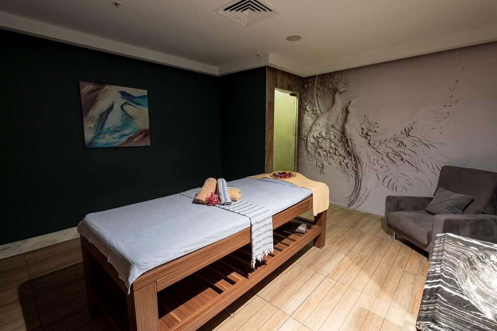 Park By Radisson Kavacik 4*
