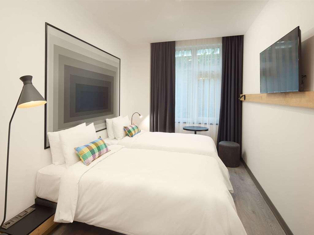 Hotel Ibis Airport