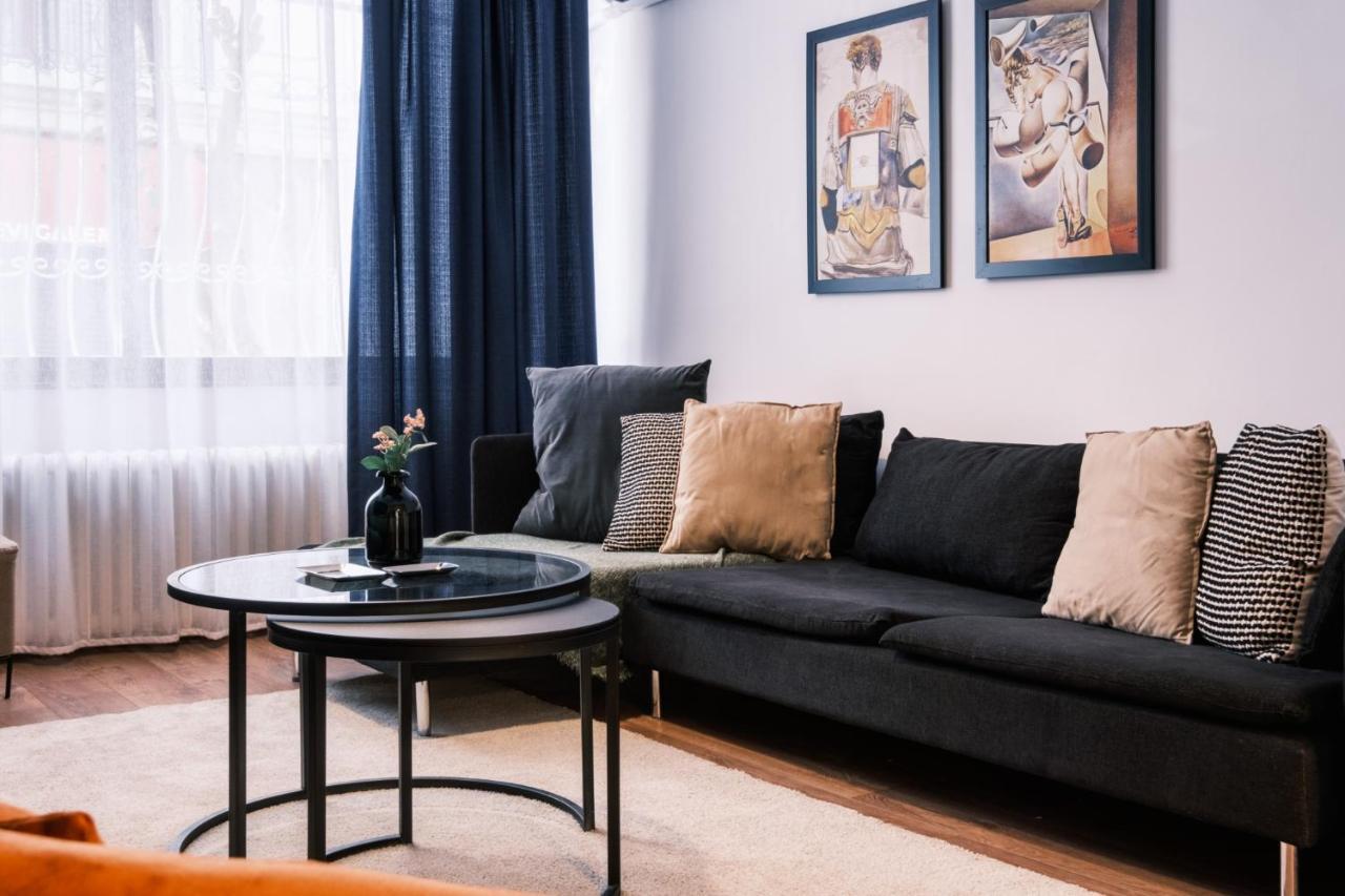 Flat With Closed Balcony 5 Min To Citys Nisantasi Apartment Istanbul