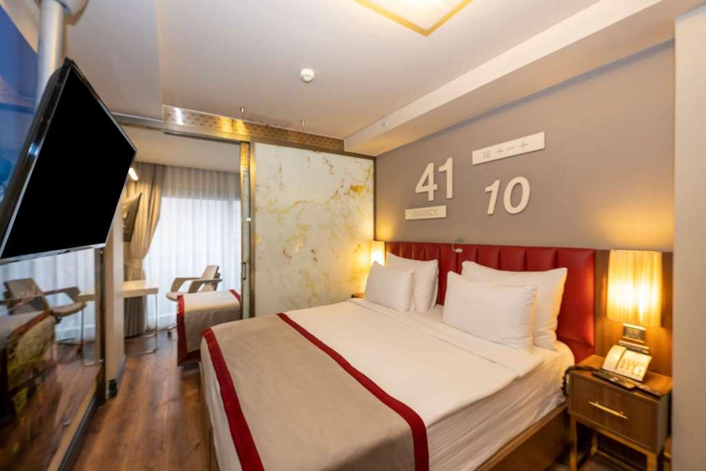 Hotel Ramada Pera *