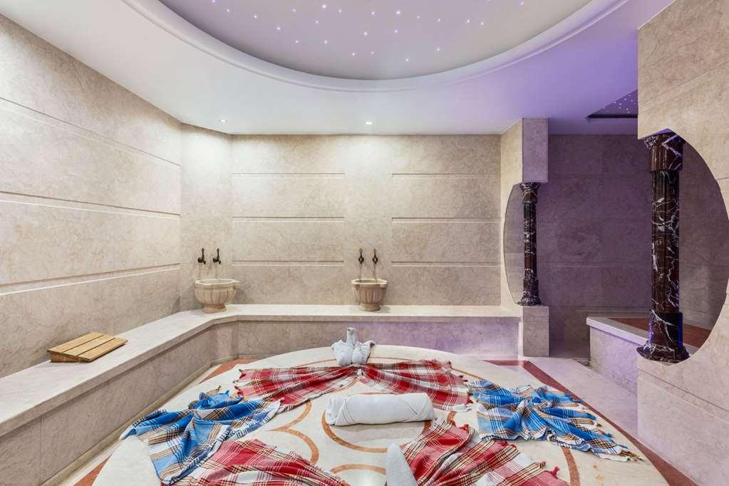 Ramada Pera Hotel *