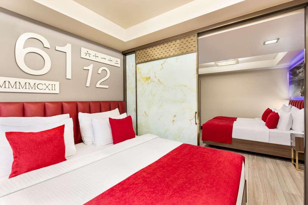 Ramada Pera Hotel