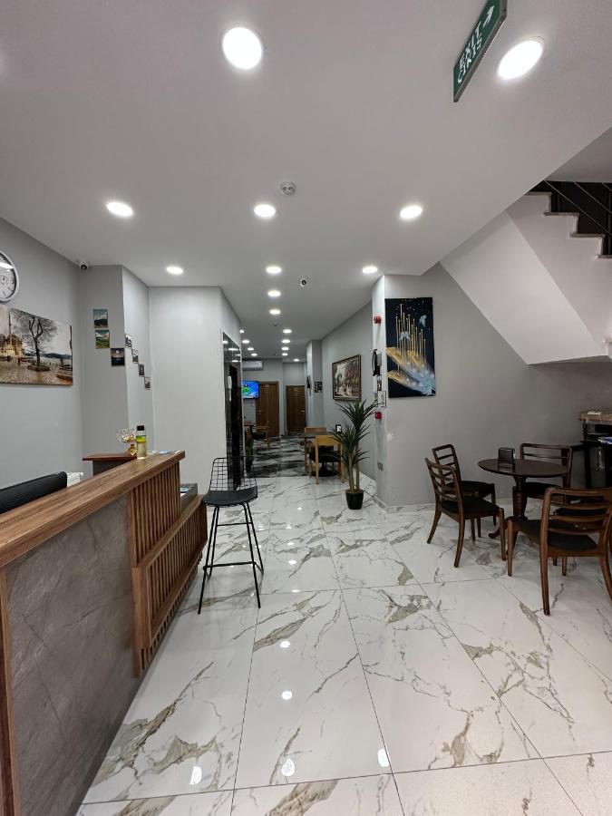 Marista Hotel *