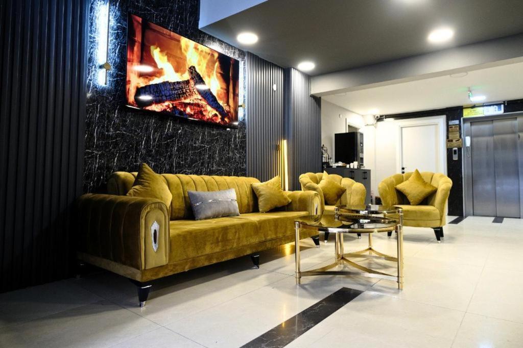 Hotel Lizasuit 4*