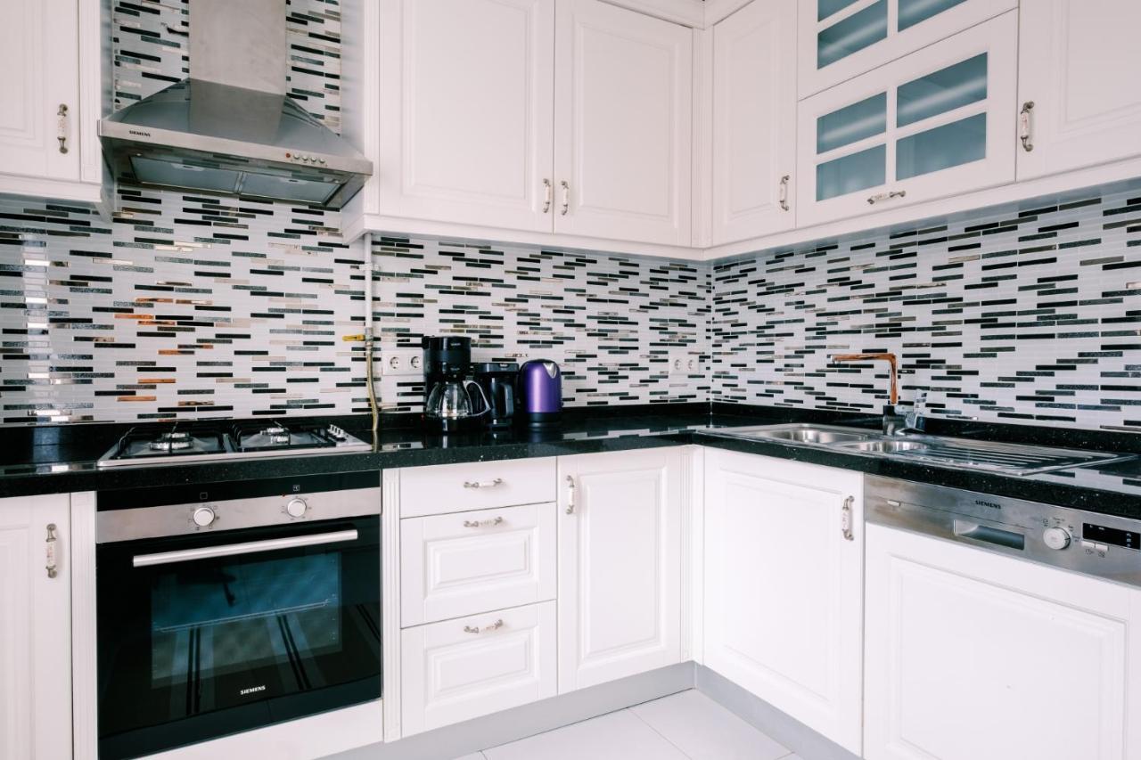 Sea View Duplex With Terrace 5 Min To Marina Apartment *