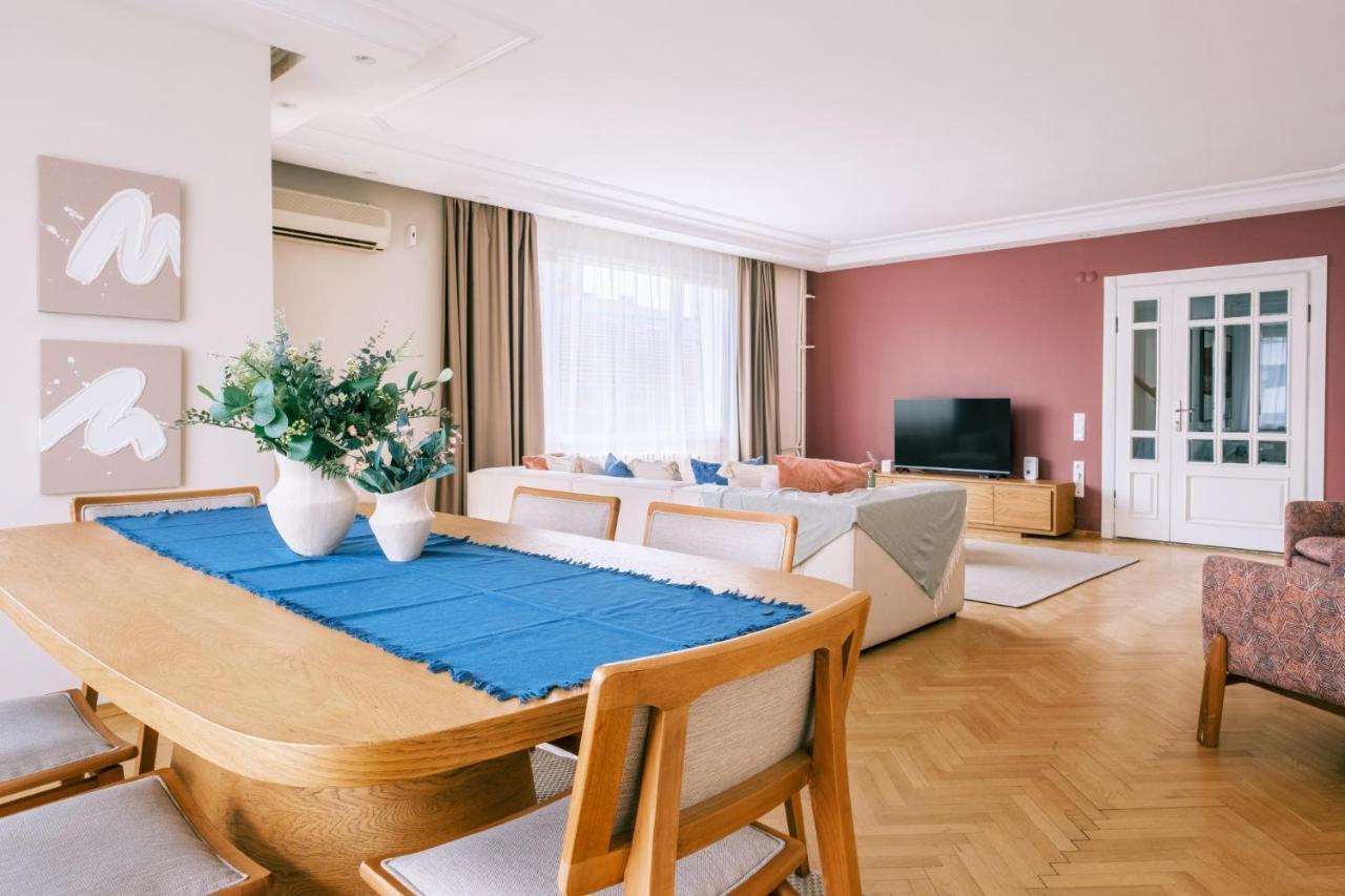 Sea View Duplex With Terrace 5 Min To Marina * Istanbul