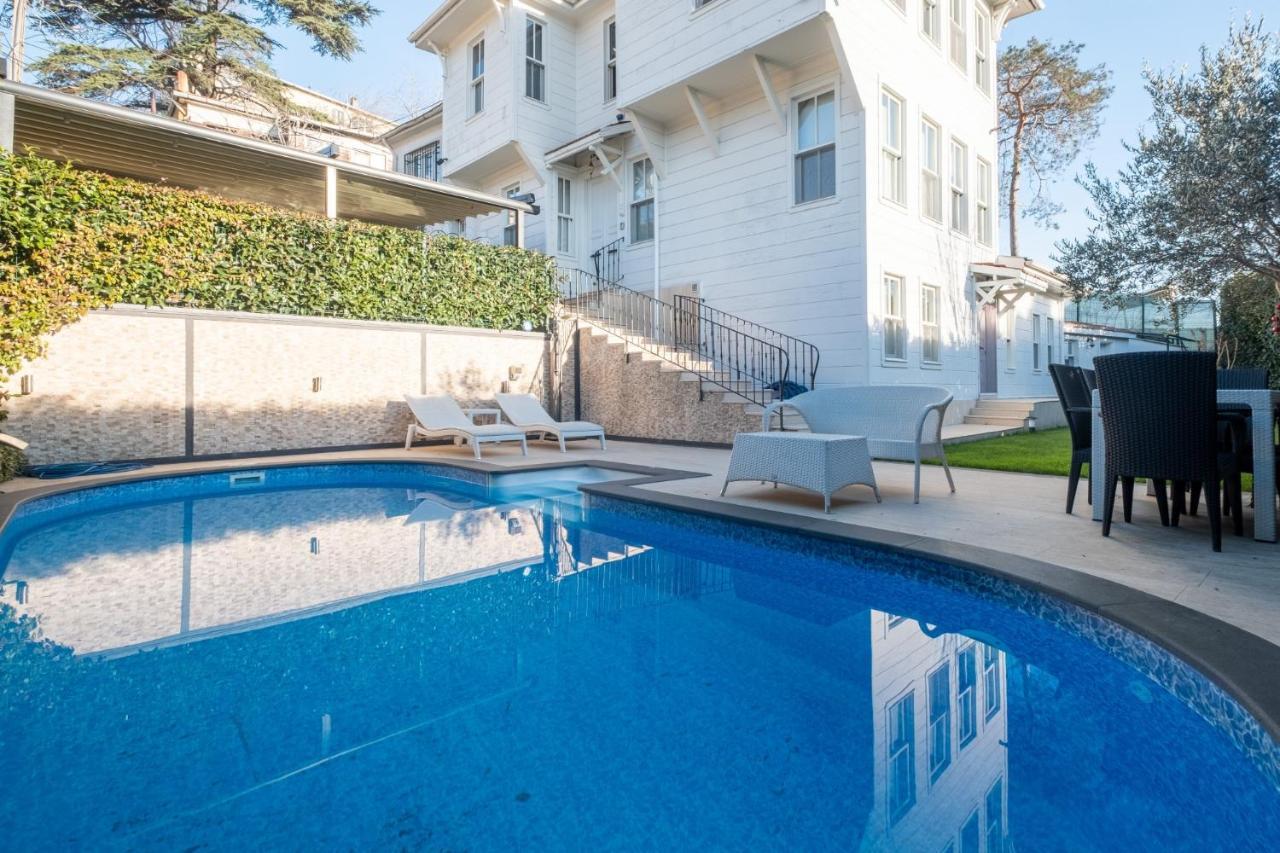 Villa Pavilion With Bosphorus View In Anadolu Hisari *