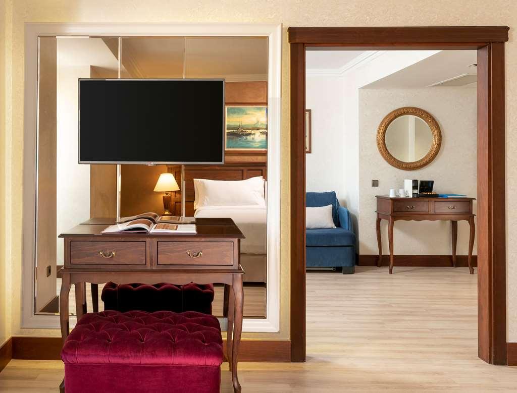 Occidental Taksim Hotel *