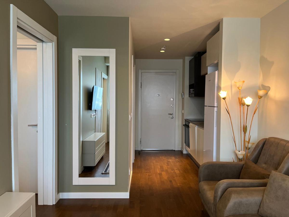 Ultra Luxury Apartment *
