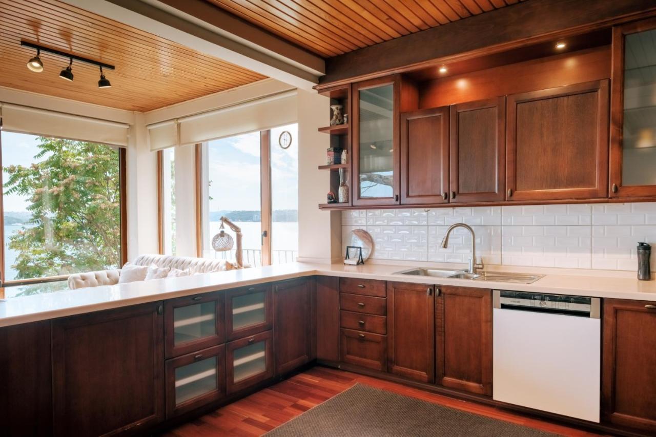 Bosphorus View House With Garden 5 Min To Coast Ferienhaus Istanbul