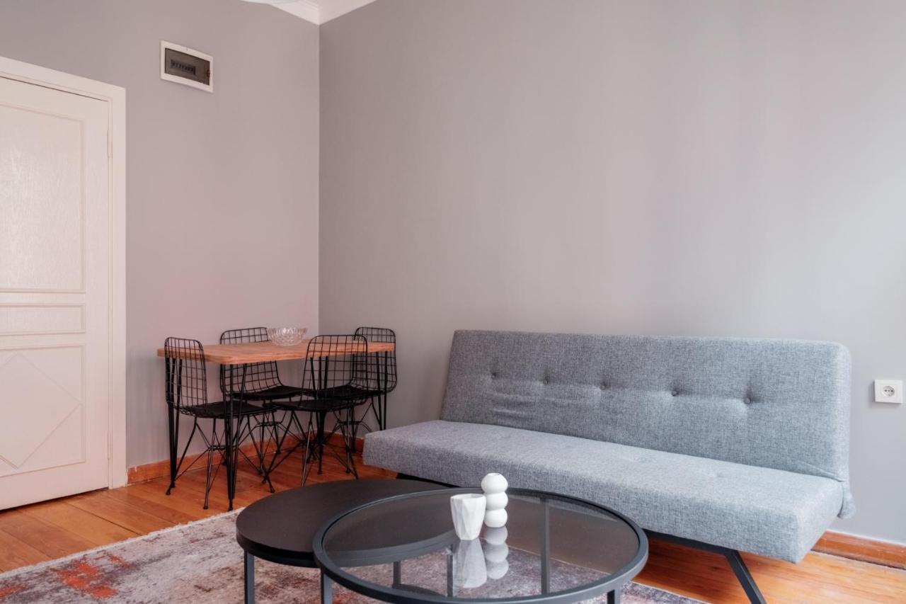 Chic Flat With Balcony 5 Min To Taksim Sq Apartment Istanbul