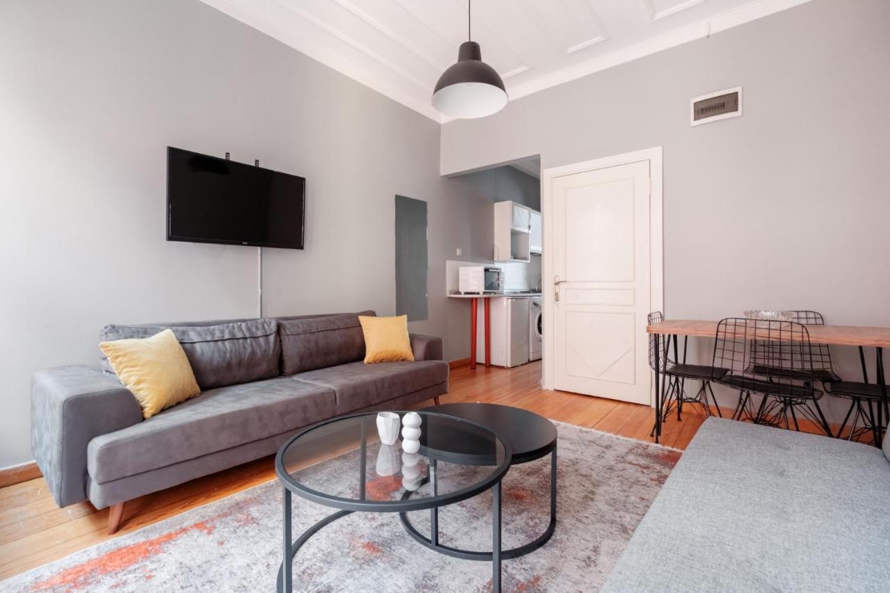 Chic Flat With Balcony 5 Min To Taksim Sq