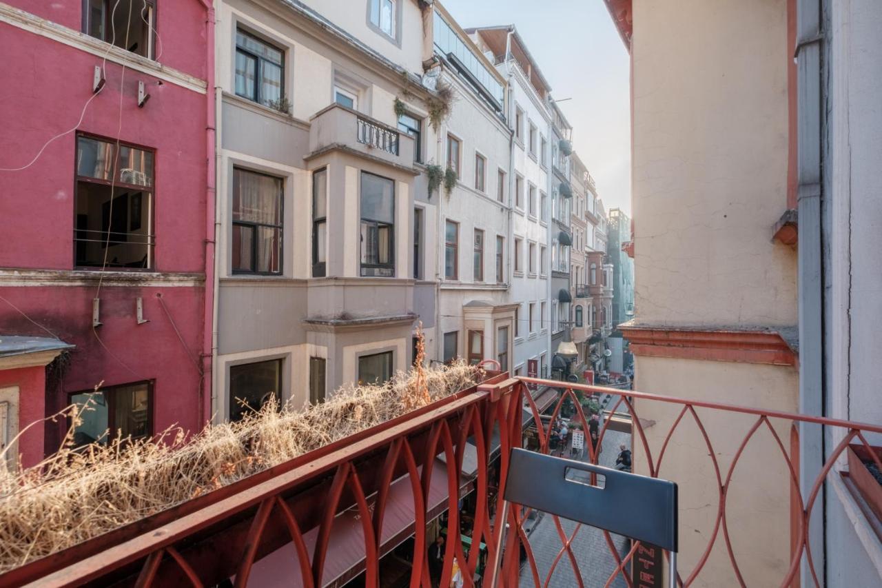 Chic Flat With Balcony 5 Min To Taksim Sq Apartment Istanbul