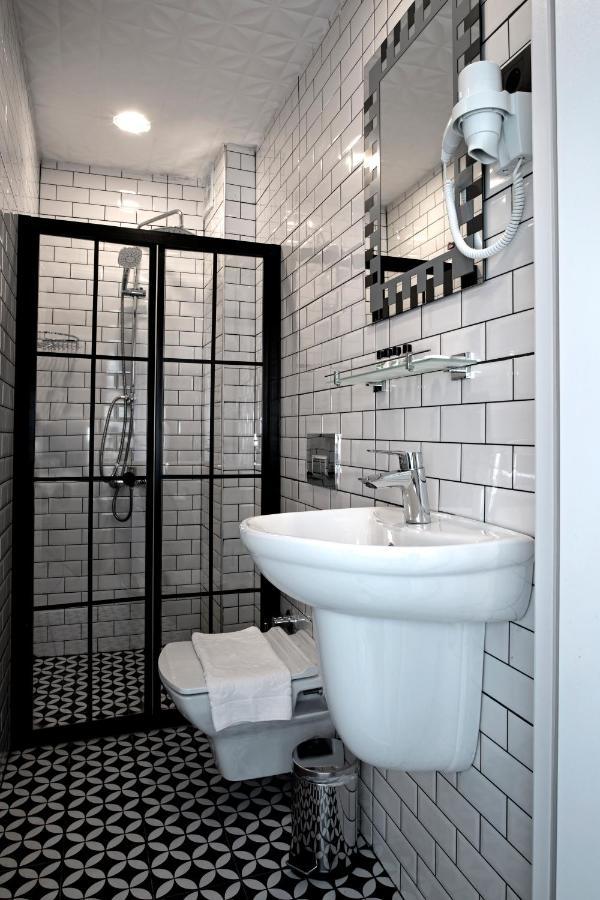 Carvan Otel