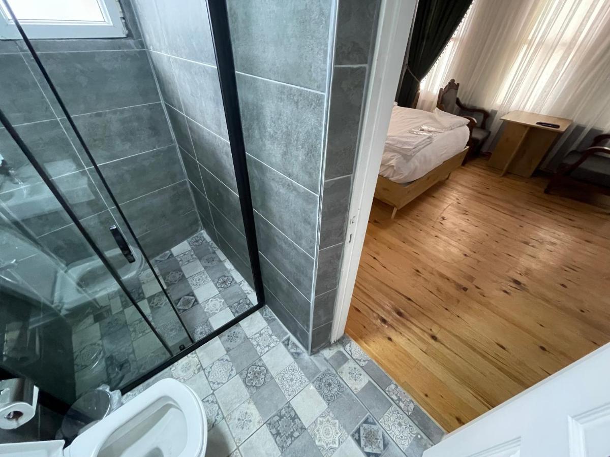Golden Metro Boutique Hotel *