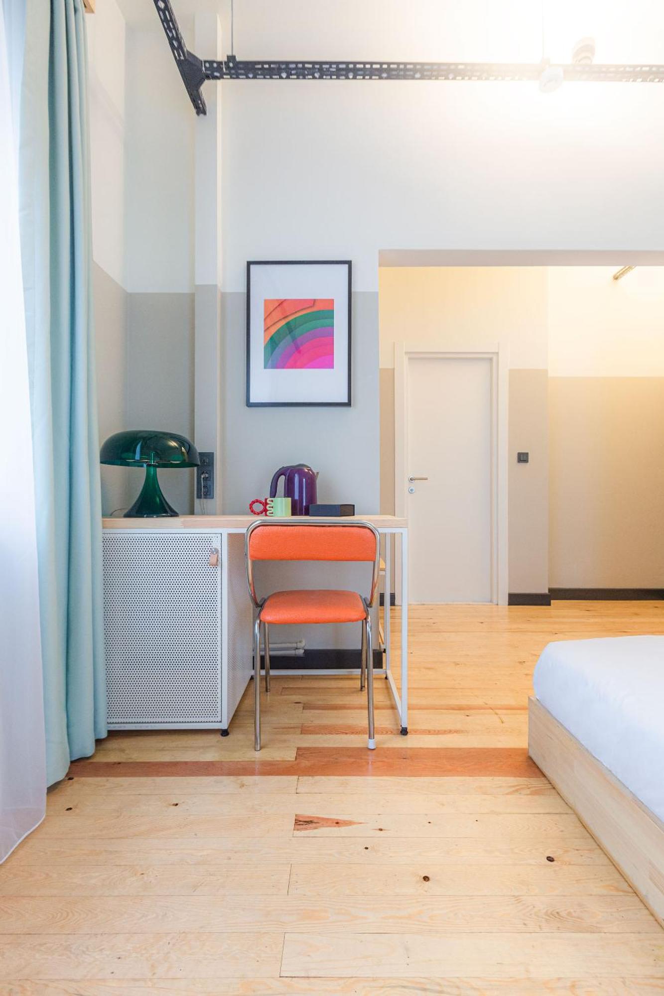 Popstel Hotel *