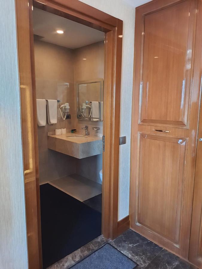 Hotel Grand Star Premium 4*
