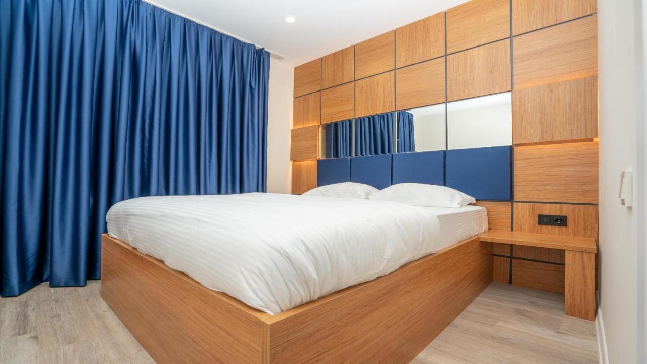 Hotel Guest Suites