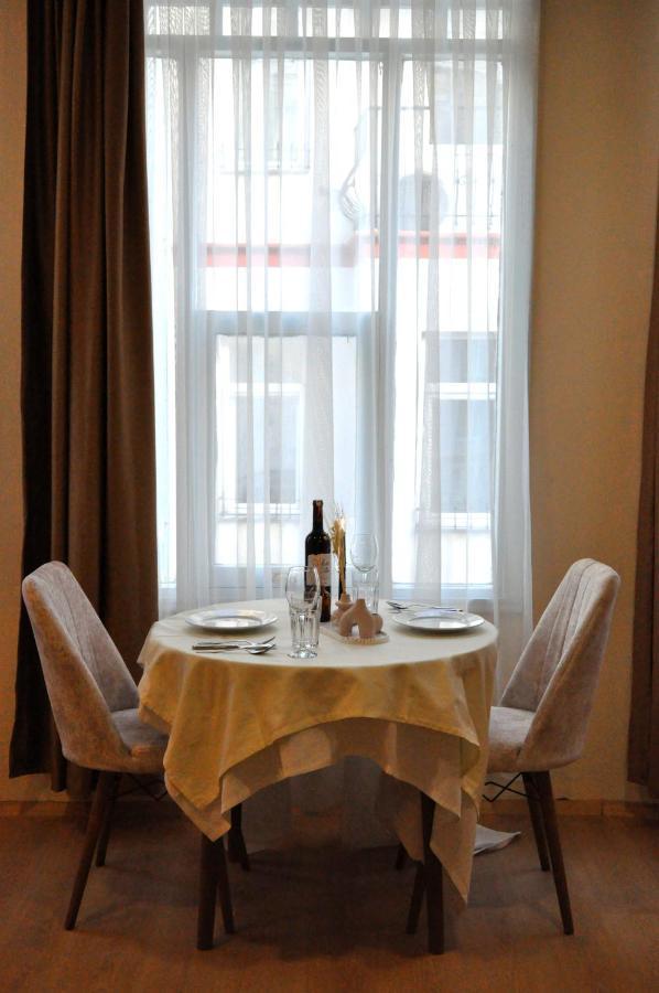 Otel Golden Door