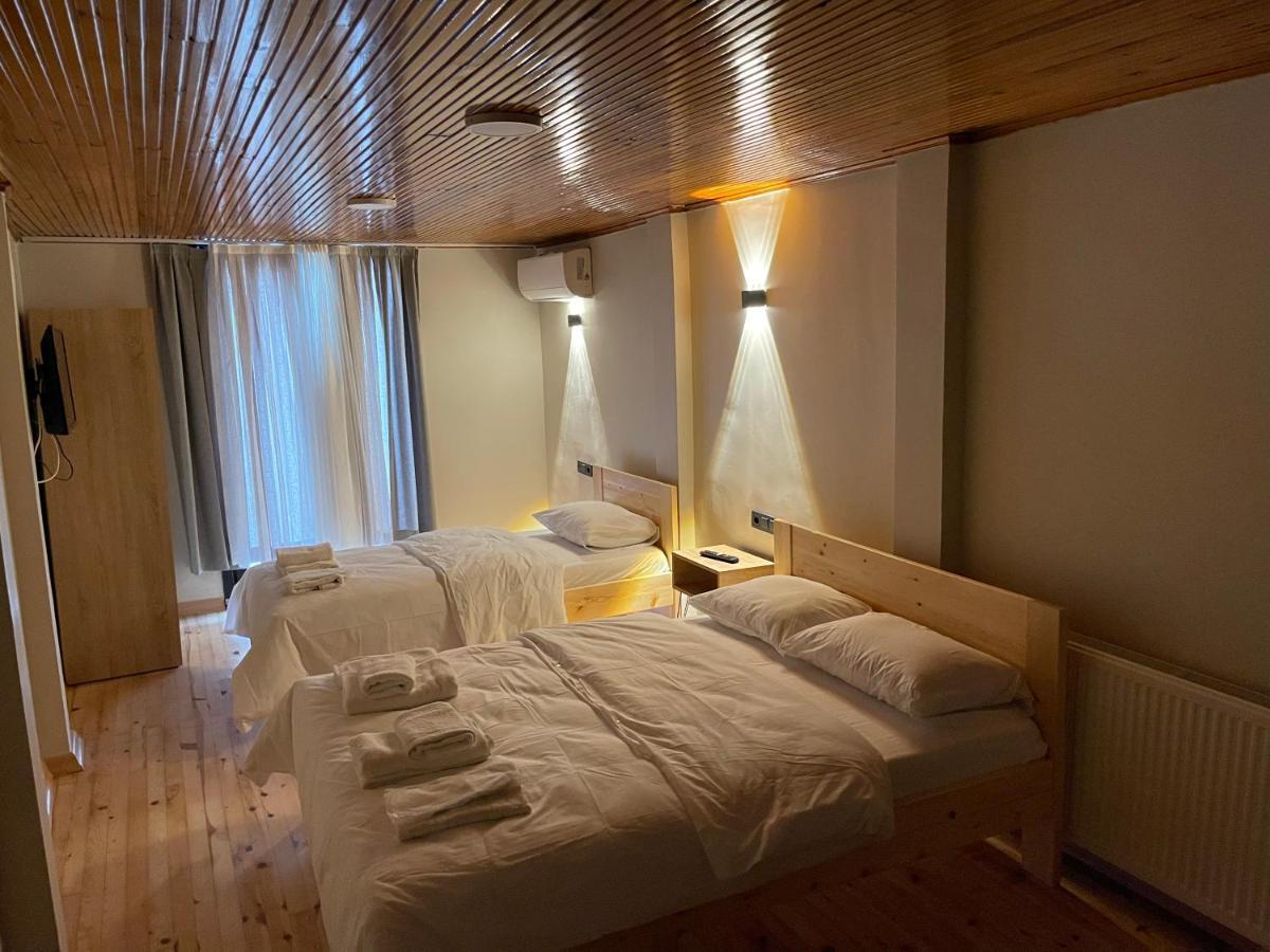 Hotel La Perato