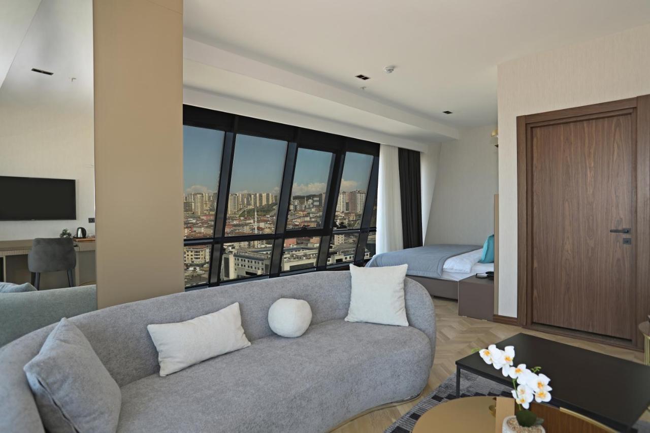 Moncher Hotel 4*