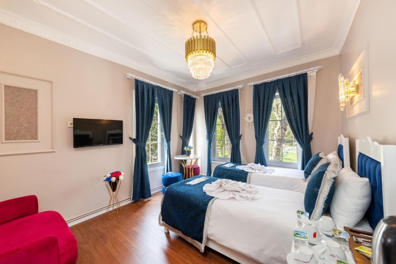 Begonville Corner * Istanbul