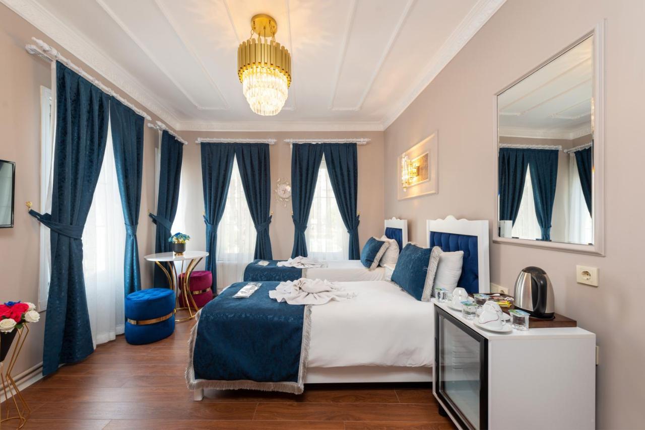 Begonville Corner Hotel *