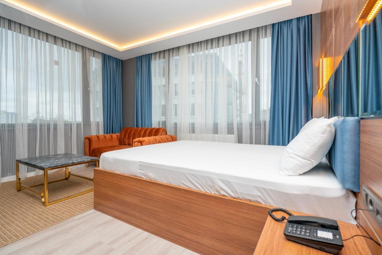 Hotel Center
