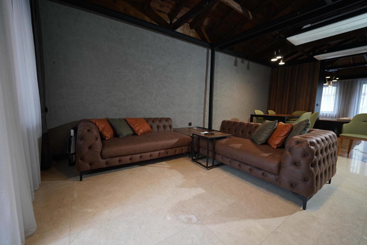 Monev Aparthotel