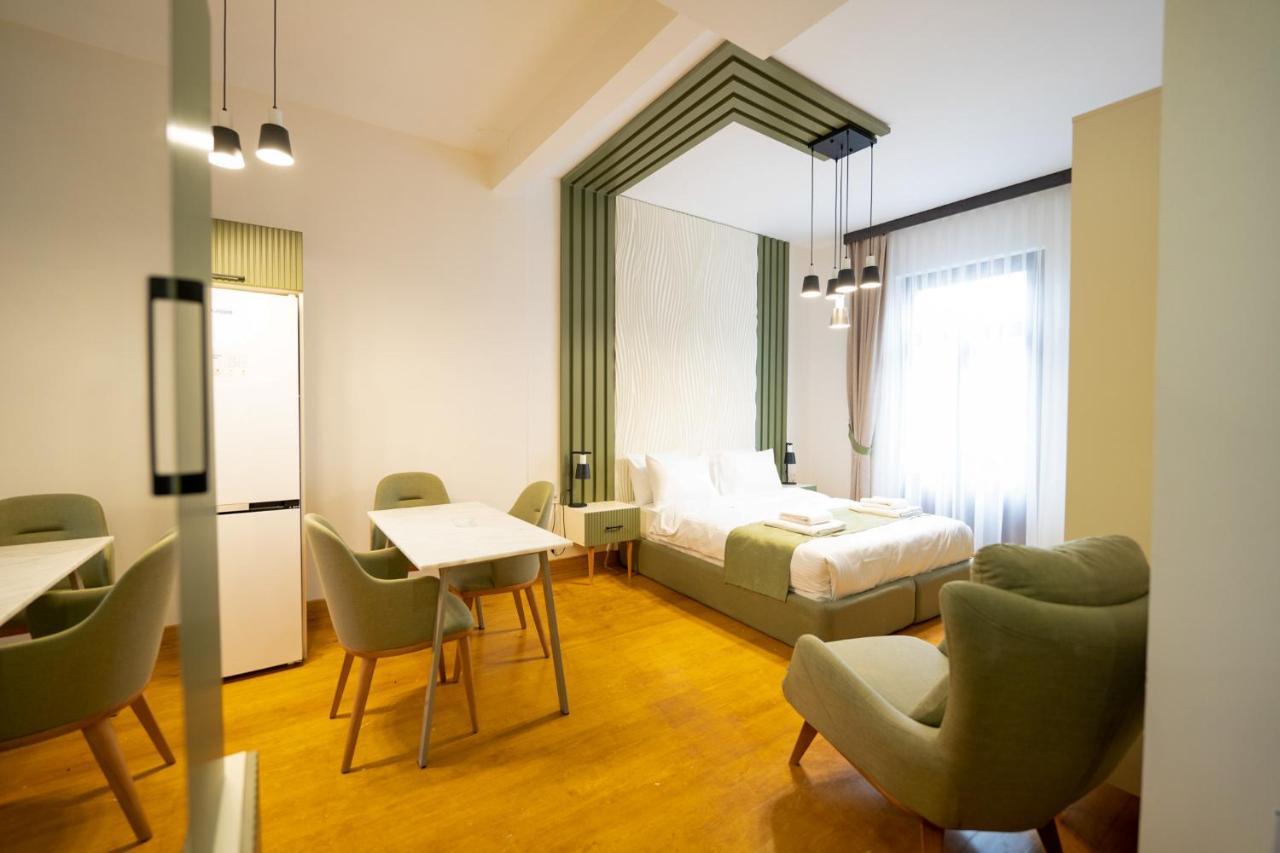 Monev Istanbul