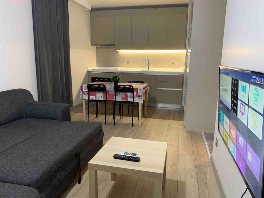 Apartment Beautiful 2+1 Istanbul