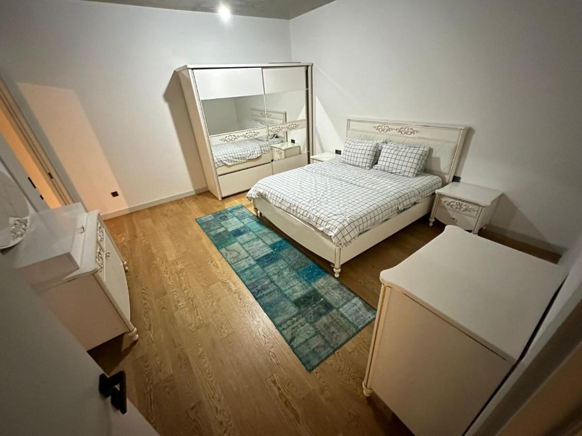 Apartment Sinpas Queen 40+ F-16