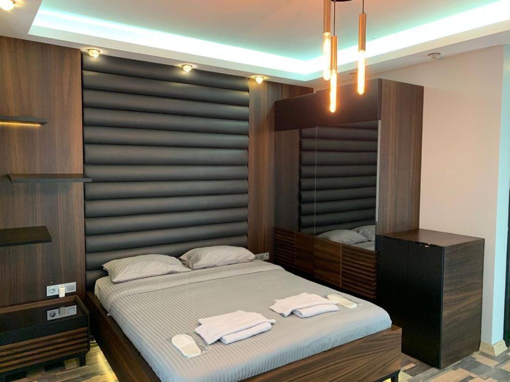 Arcade Aparthotel