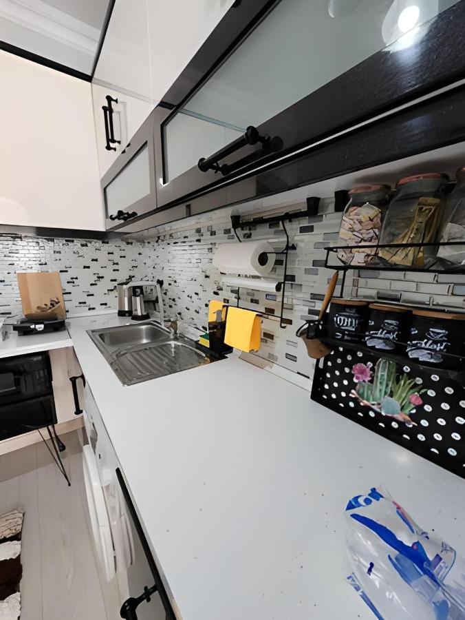 In The Heart Of Taksim Apartamento *