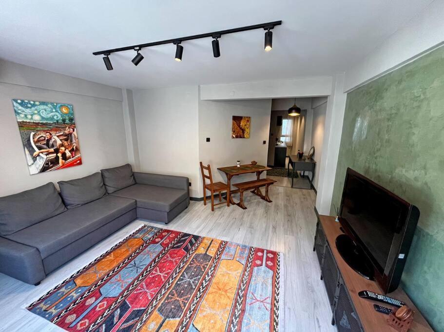 & Cosy Flat For 4 Person