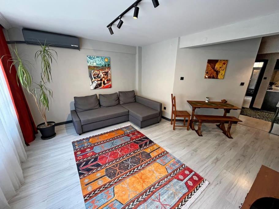 & Cosy Flat For 4 Person Apartment *