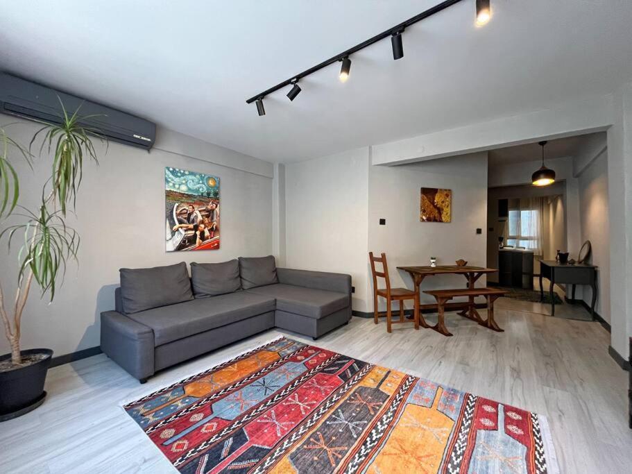 & Cosy Flat For 4 Person Apartment Istanbul