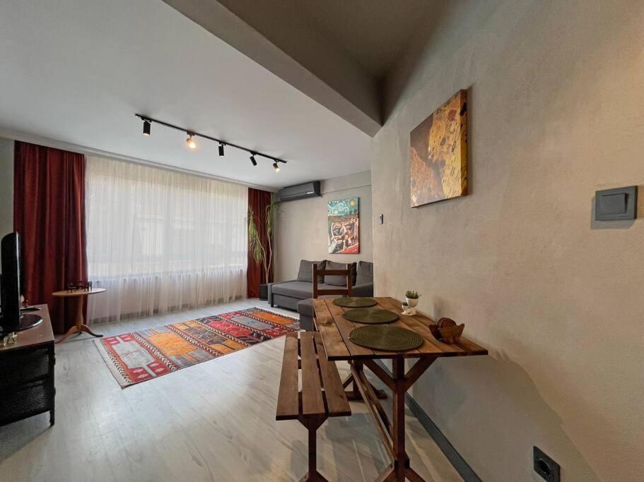 & Cosy Flat For 4 Person Apartment Istanbul