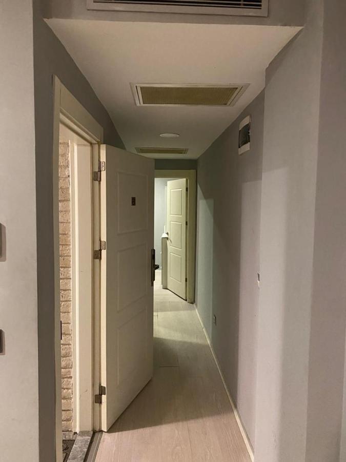 Adams Aparthotel *