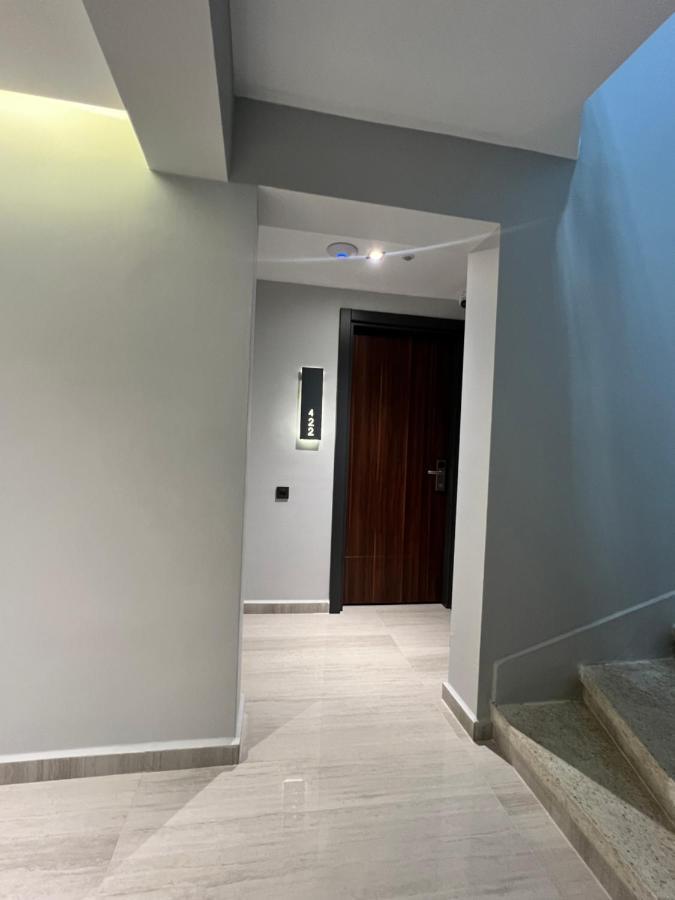 Golden Stone Otel