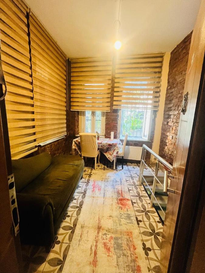 Kuzgun House