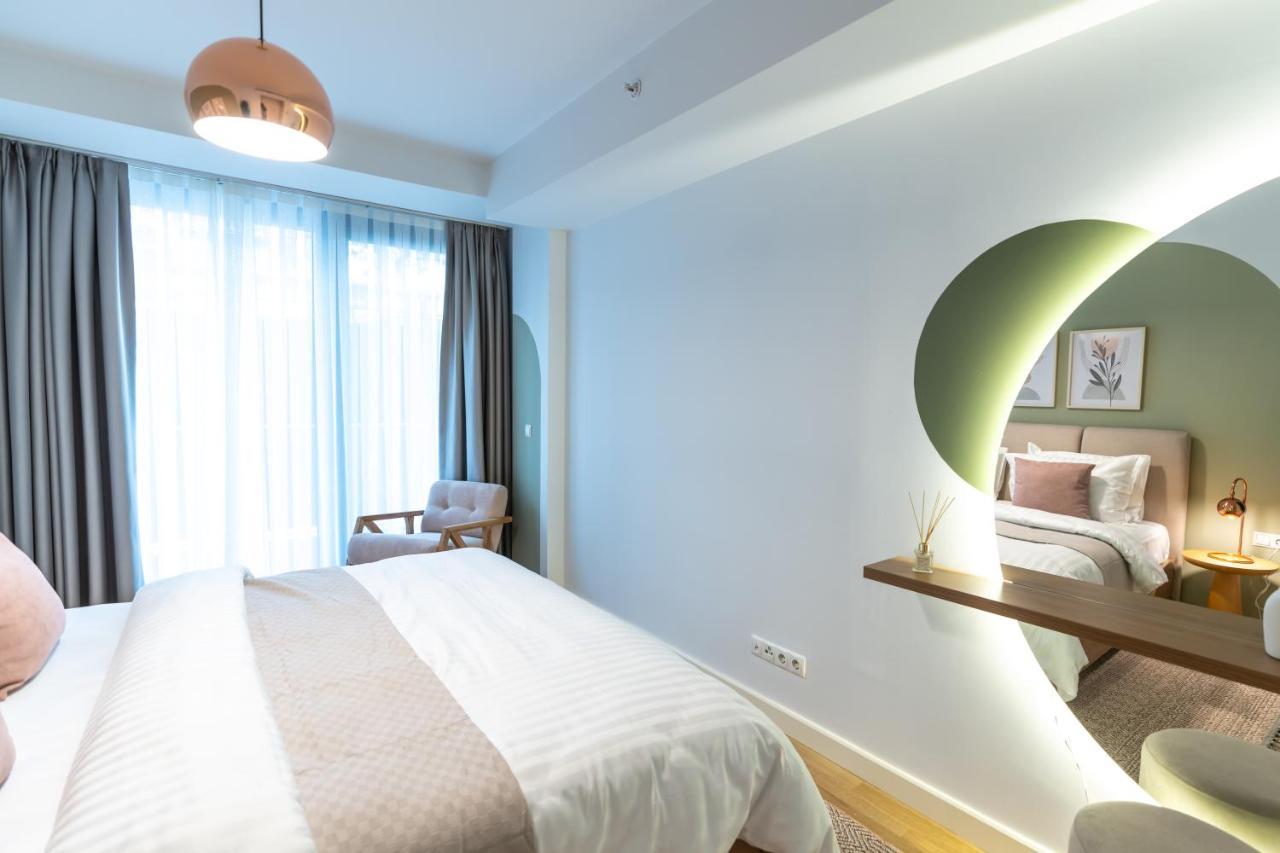 1-bdr Getaway With Poolgym Near Taksim Square Apartment